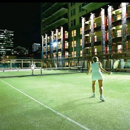Lovely Bright Apartment With Balcony Pool And Gym Auckland Luaran gambar