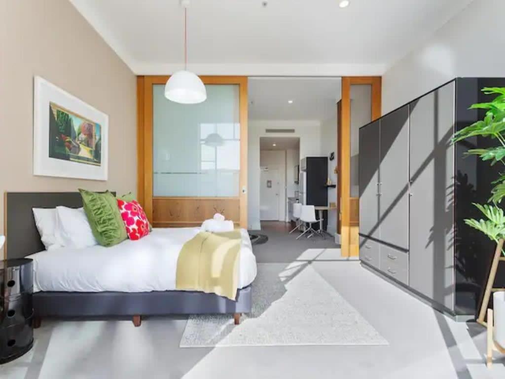 Lovely Bright Apartment With Balcony Pool And Gym Auckland Luaran gambar