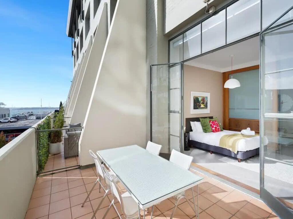 Lovely Bright Apartment With Balcony Pool And Gym Auckland Luaran gambar